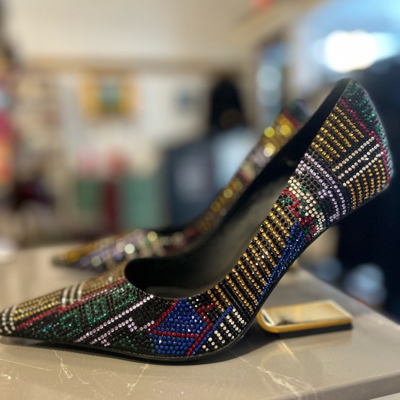 Elegant Multicolor embellished Crystal Stiletto Heels - Picture 4 of 13